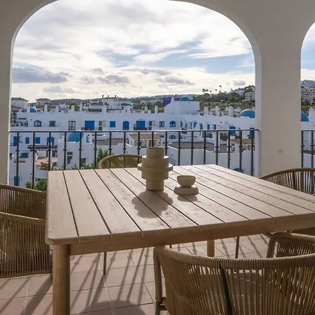 아파트 Harbour Heaven, 2 Bed, 2 Bath Steps From Duquesa Marina And 마닐바