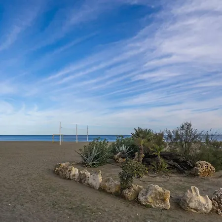 Harbour Heaven, 2 Bed, 2 Bath Steps From Duquesa Marina And * 마닐바